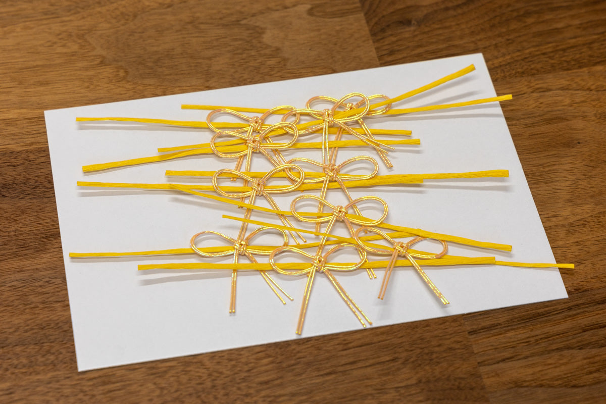 10 Mizuhiki ornaments with ties