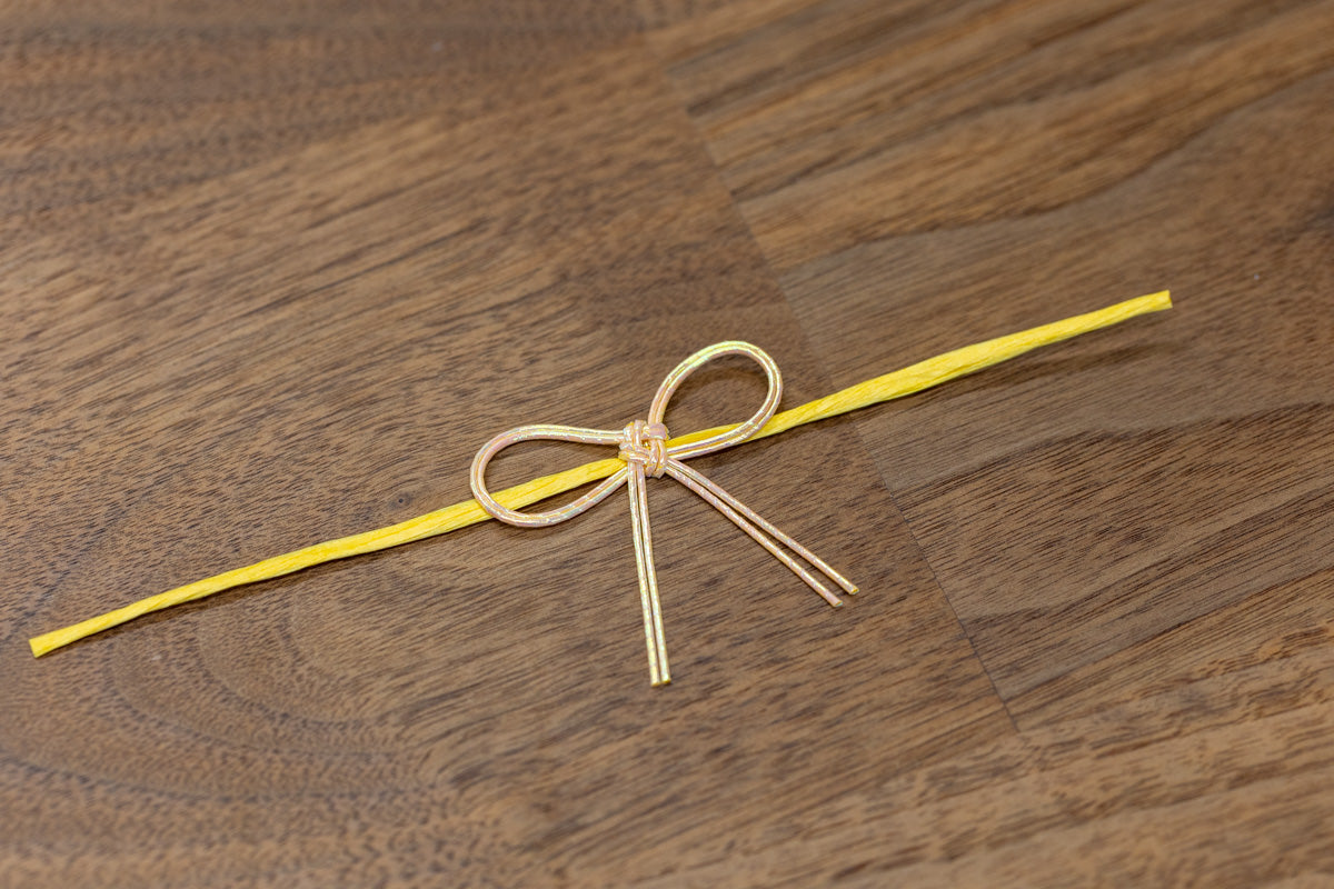 10 Mizuhiki ornaments with ties