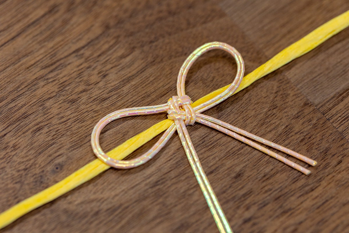 10 Mizuhiki ornaments with ties