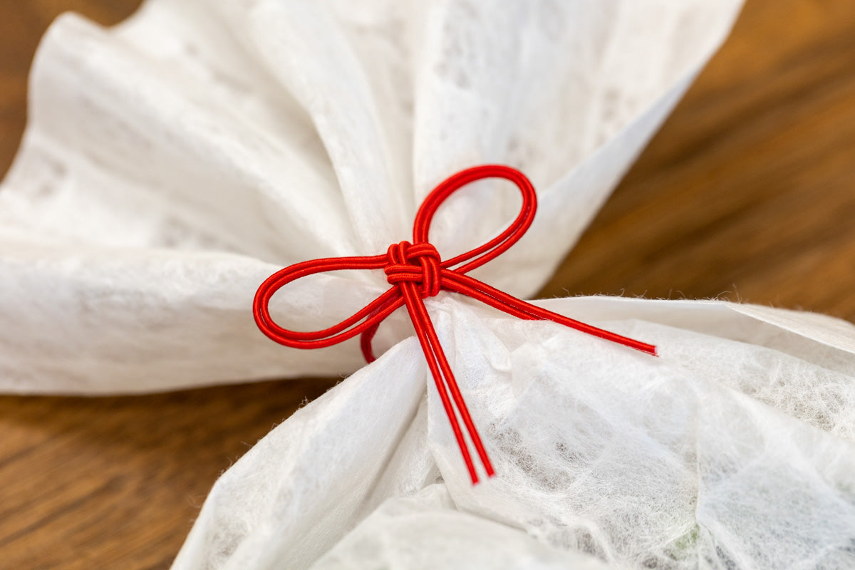 10 Mizuhiki ornaments with ties