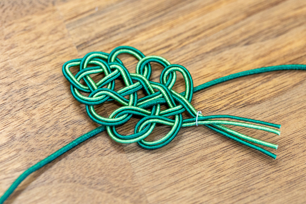 10 Mizuhiki ornaments with rubber bands