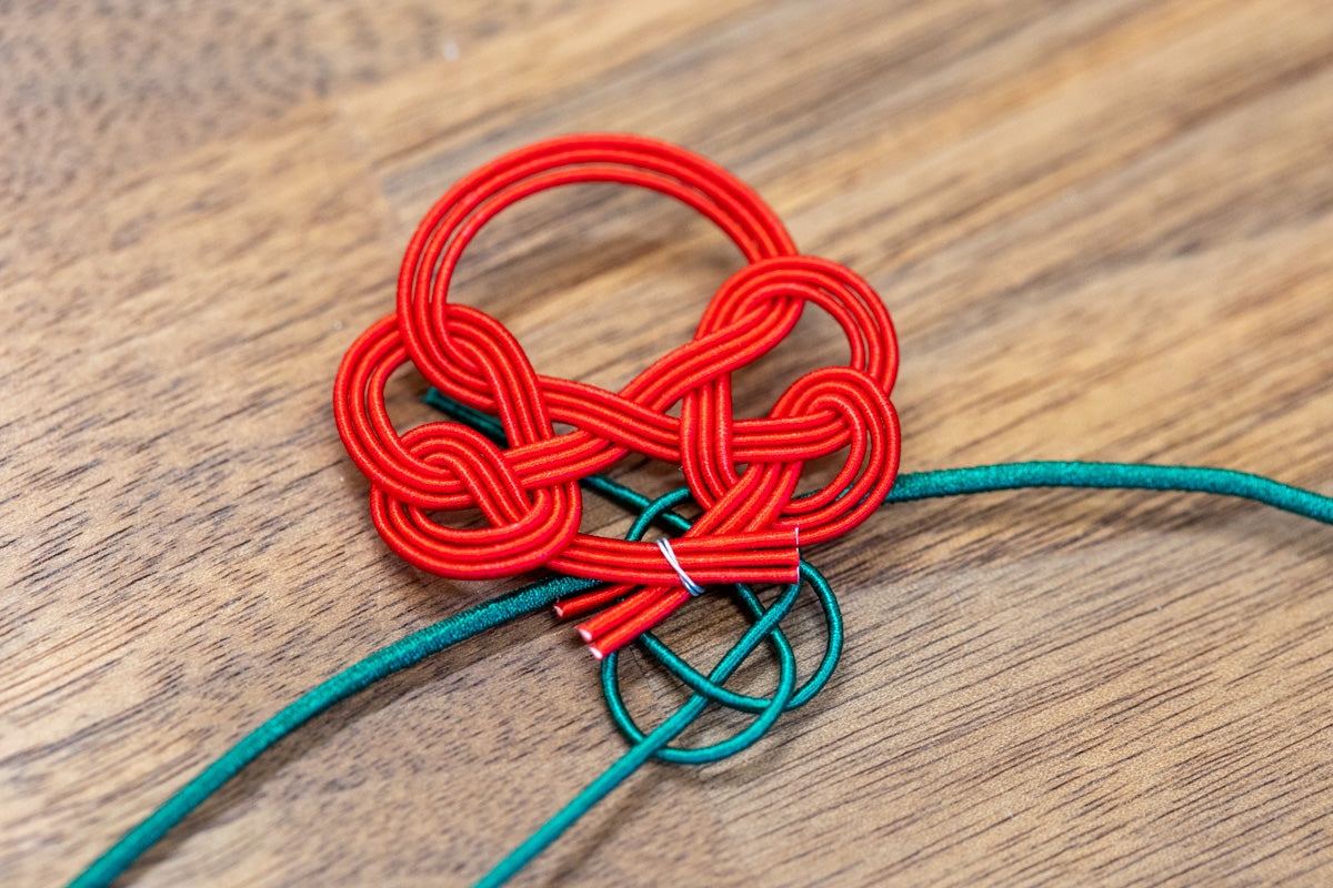 10 Mizuhiki ornaments with rubber bands