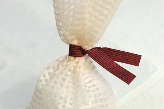 ひねりぼん/エンジ